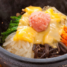 Stone grilled cheese bibimbap