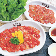 Assorted extra premium yakiniku