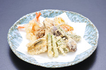 Assorted tempura