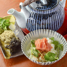 Mentaiko chazuke (marinated cod roe and rice with tea)