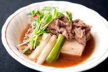 Simmered meat and tofu