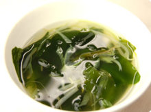 Wakame seaweed soup