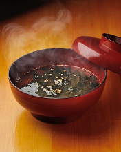 Sea lettuce miso soup