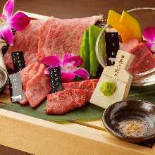 Assorted yakiniku meat of the day