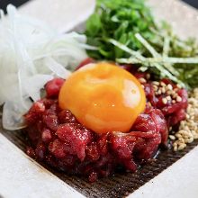 Horse meat tartare