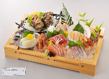 Assorted sashimi