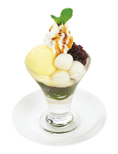 Matcha red bean parfait