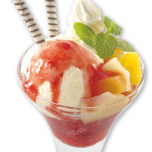 Strawberry parfait