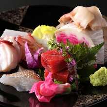 Seasonal Sashimi 5-Piece Platter