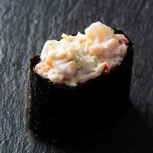 Sakhalin surf clam salad gunkan sushi rolls