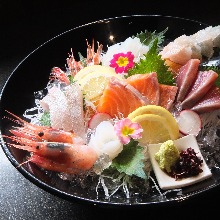 Assorted sashimi