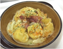 Grilled potatoes and bacon with cheese Grilled potatoes and bacon with cheese