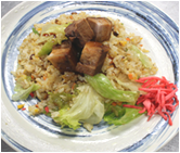 Fried rice with simmered cubed meat