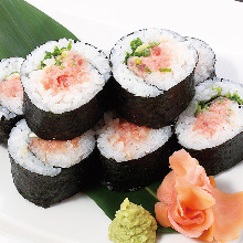 Negi toro (minced tuna with green onions) sushi rolls