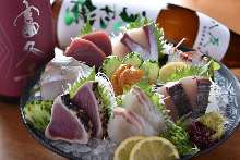 Assorted sashimi