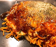 Ramen noodles with broiled meat and egg