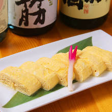 Japanese-style rolled omelet