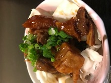 Simmered beef tendon