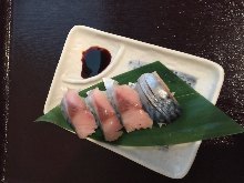 Mackerel sushi