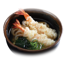 Wheat noodles with shrimp tempura