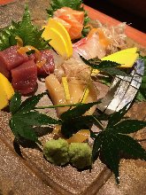 Assorted sashimi