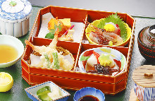 Tempura meal set with sashimi