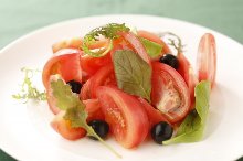 Tomato salad