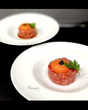 Seared wagyu beef tartare