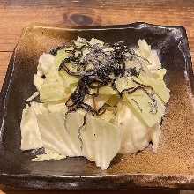 Salted konbu kelp and cabbage