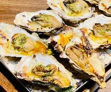 Grilled oysters with butter