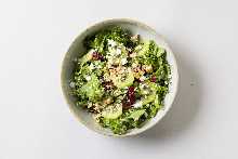 Kale and kiwi salad / quinoa, feta cheese and honey dressing