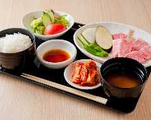 カルビ焼肉定食