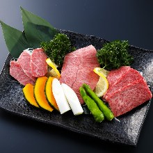 特上焼肉盛り合わせ