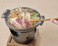 合鴨ときりたんぽのキノコ鍋　9月～11月　1,320円（税込）