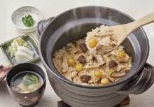 松茸の土釜炊き御飯　9月～11月　2,980円（税込）