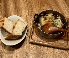 鯖と明太子のアヒージョ