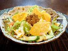 スパイシータコスサラダ