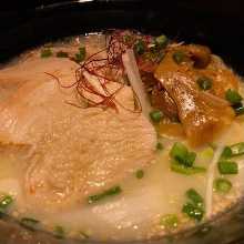 パイタン鶏ソバ