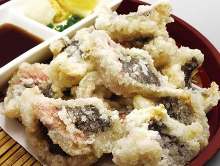 県魚グルクンの唐揚げ