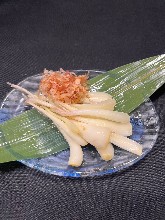 島らっきょうの塩漬け