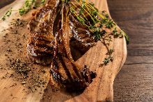 【Additional menu：＋800yen】Grilled lamb chops(1P)