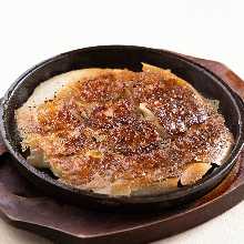 鉄板ひとくち餃子