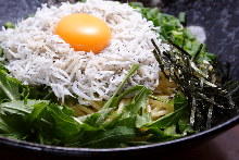 月見しらすのパスタ