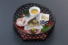 前菜盛り合わせ