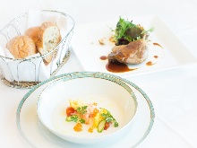 3,900円コース (4品) 3,900円コース (4品)