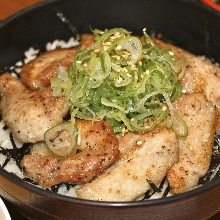 豚丼