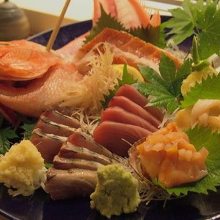 刺身盛り合わせ3種