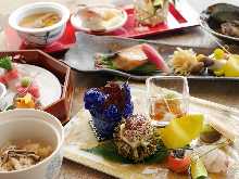 『旬彩～しゅんさい～』 四季の豊かな表情を感じられる会席|おもてなしの会食に〈全8品〉