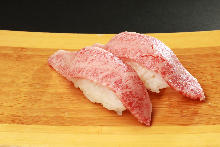 牛握り寿司 牛握り寿司