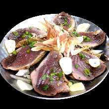 カツオの藁焼き 焼き切り 天日塩で